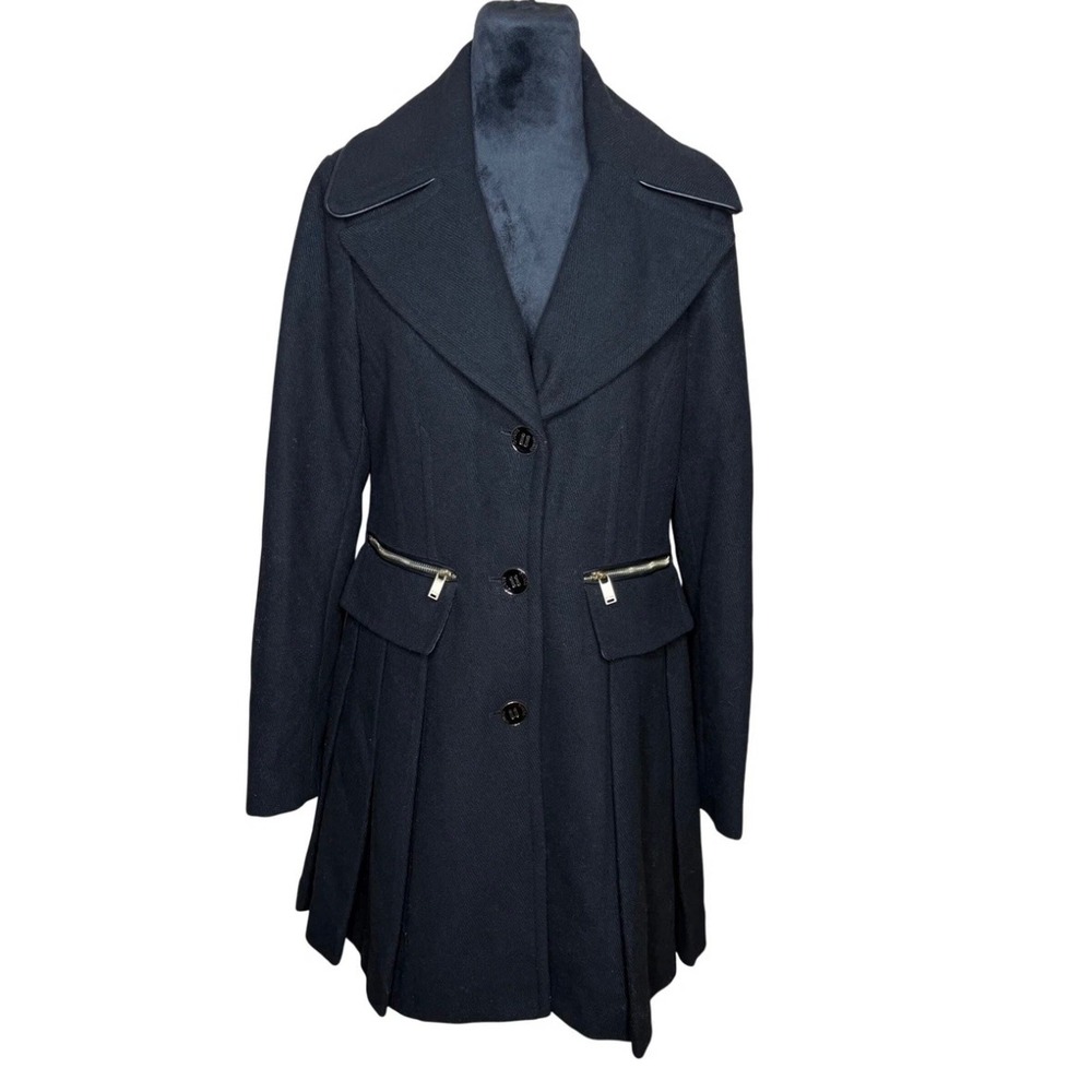 GUESS Women Medium Black Wool Blend Fit and Flare Pleated Coat
